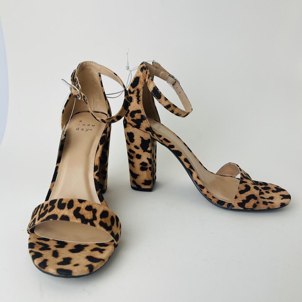 A New Day Block Sexy Sandals for Women Ema Animal Print Brown‎ Size 7